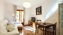 S&eacute;ville Appartement - Living-dining area.