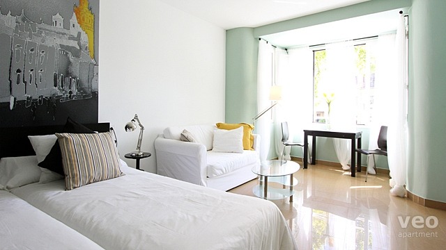 Rent vacation apartment in Seville Adolfo Rodríguez Jurado Street Seville